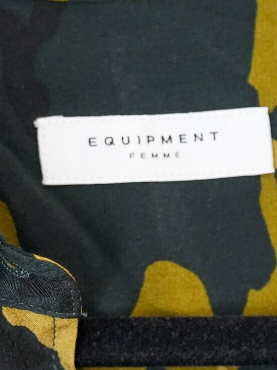 Equipment Femme Camouflage Silk Button Down Shirt - Picture 3 of 3